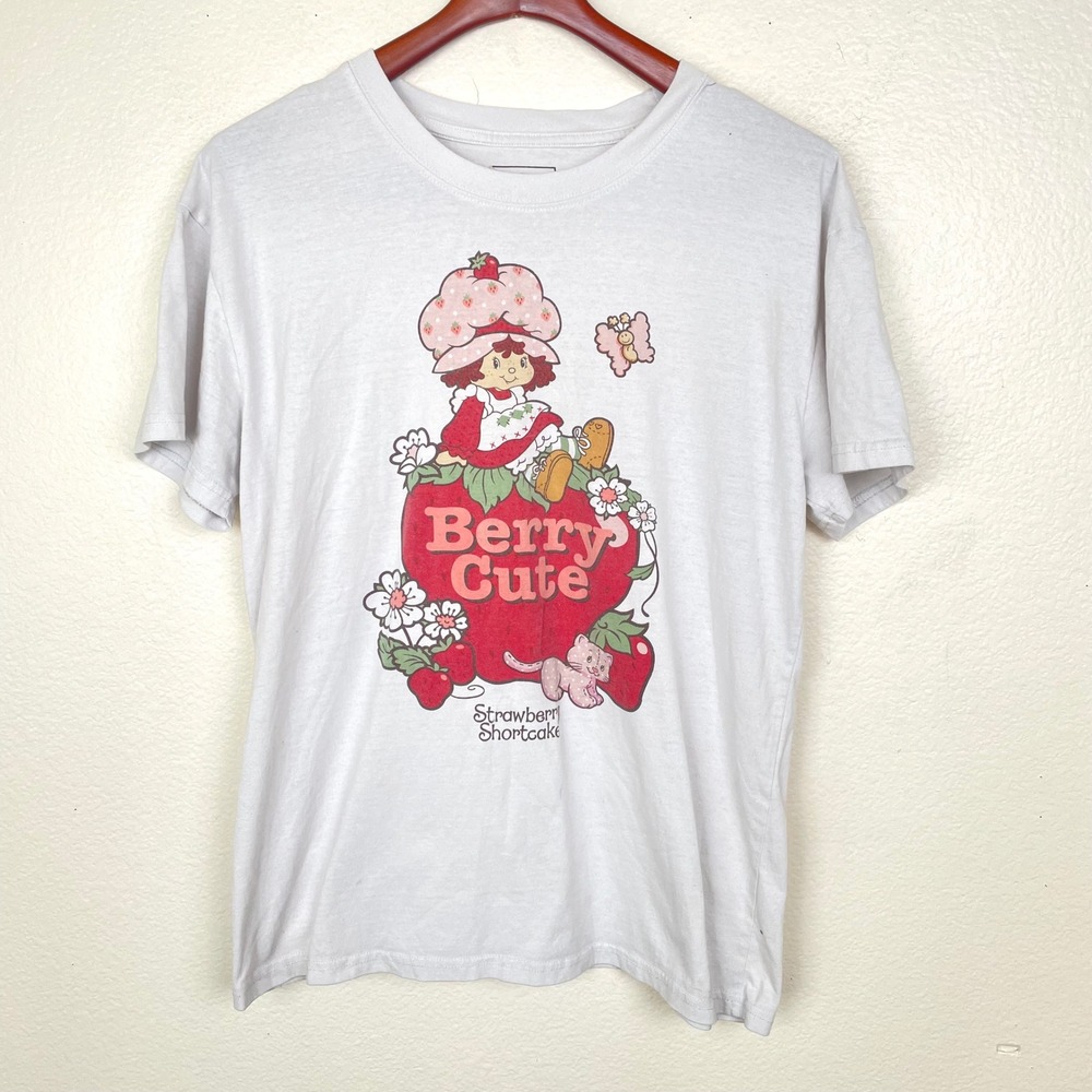 80's Strawberry Shortcake T Shirt Sz L Graphic Grunge Cottage Distressed Kidcore
